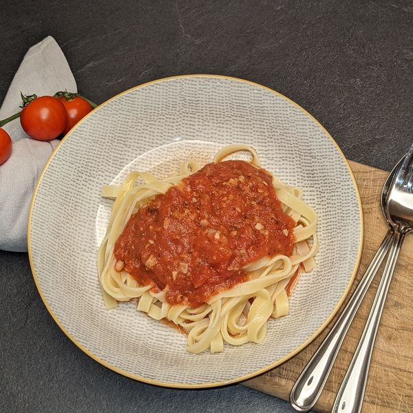 Nuss-Bolognese