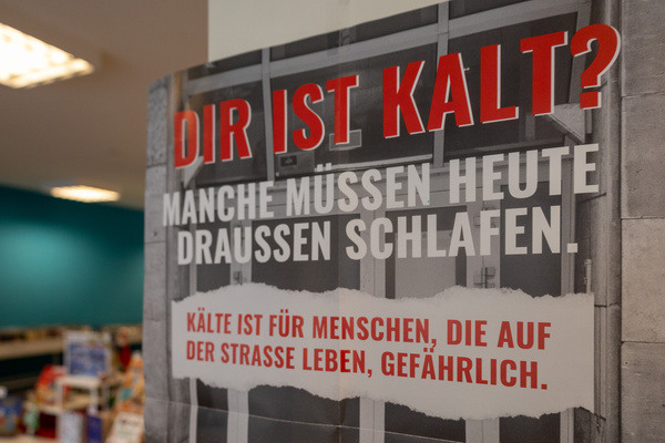 Übergabe Schlafsäcke