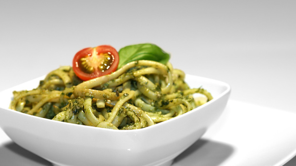 Tagliatelle mit pikantem Weißkohl