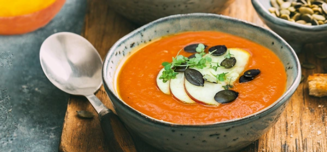 Rezeptbild für Fruchtige Kürbis-Tomatensuppe (vegan)