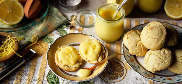 Scones & Lemon Curd