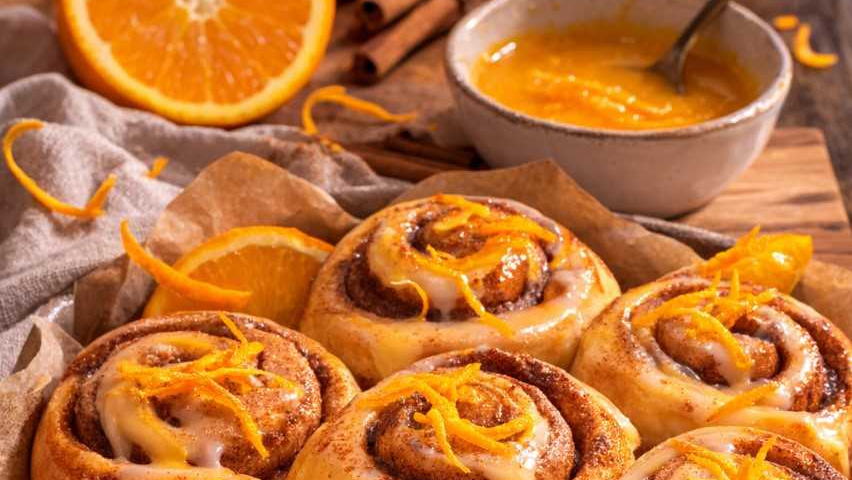 Rezeptbild für Zimtschnecken mit Orangen-Topping