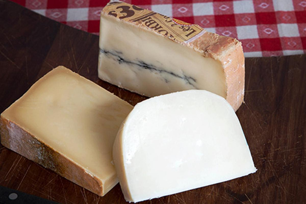 Käsekiste viererlei