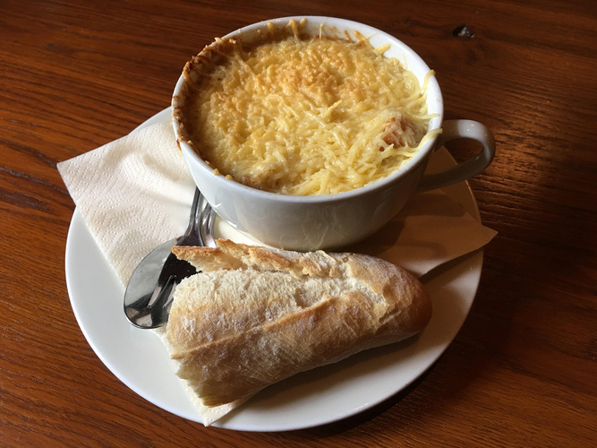 Zwiebelsuppe