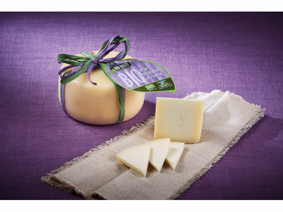 Produktfoto zu Pecorino semistagionato aus der Toskana 50%