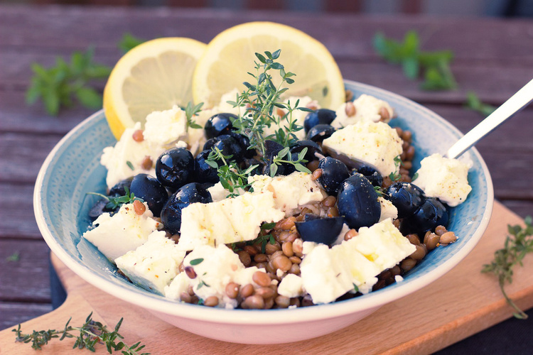 Linsen-Trauben-Salat mit Feta